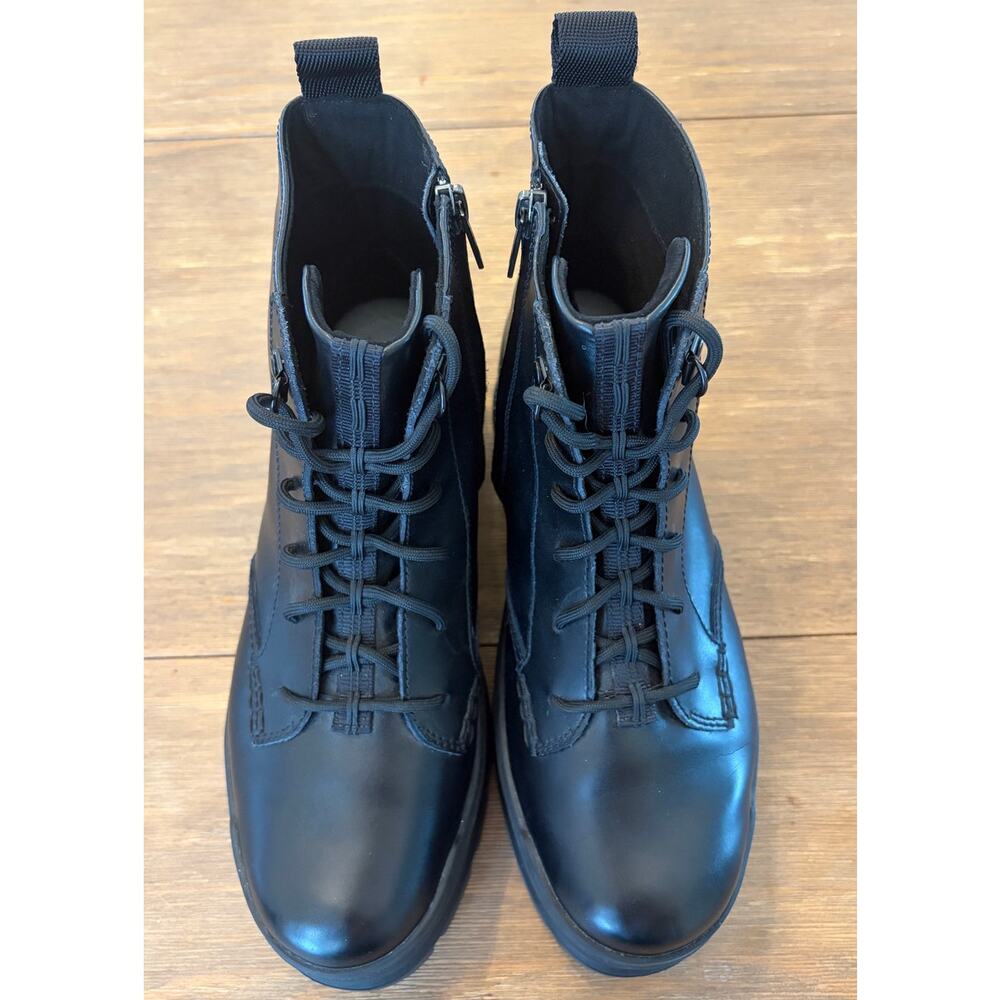 UGG Ashton Lace Up Combat Boots Black Leather Platform Lug Sole Women's Size 9 - Picture 3 of 7